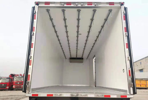 伴君長(zhǎng)興牌AAA5188XLCBJ6型冷藏車(chē) 伴君長(zhǎng)興牌AAA5188XLCBJ6型冷藏車(chē)