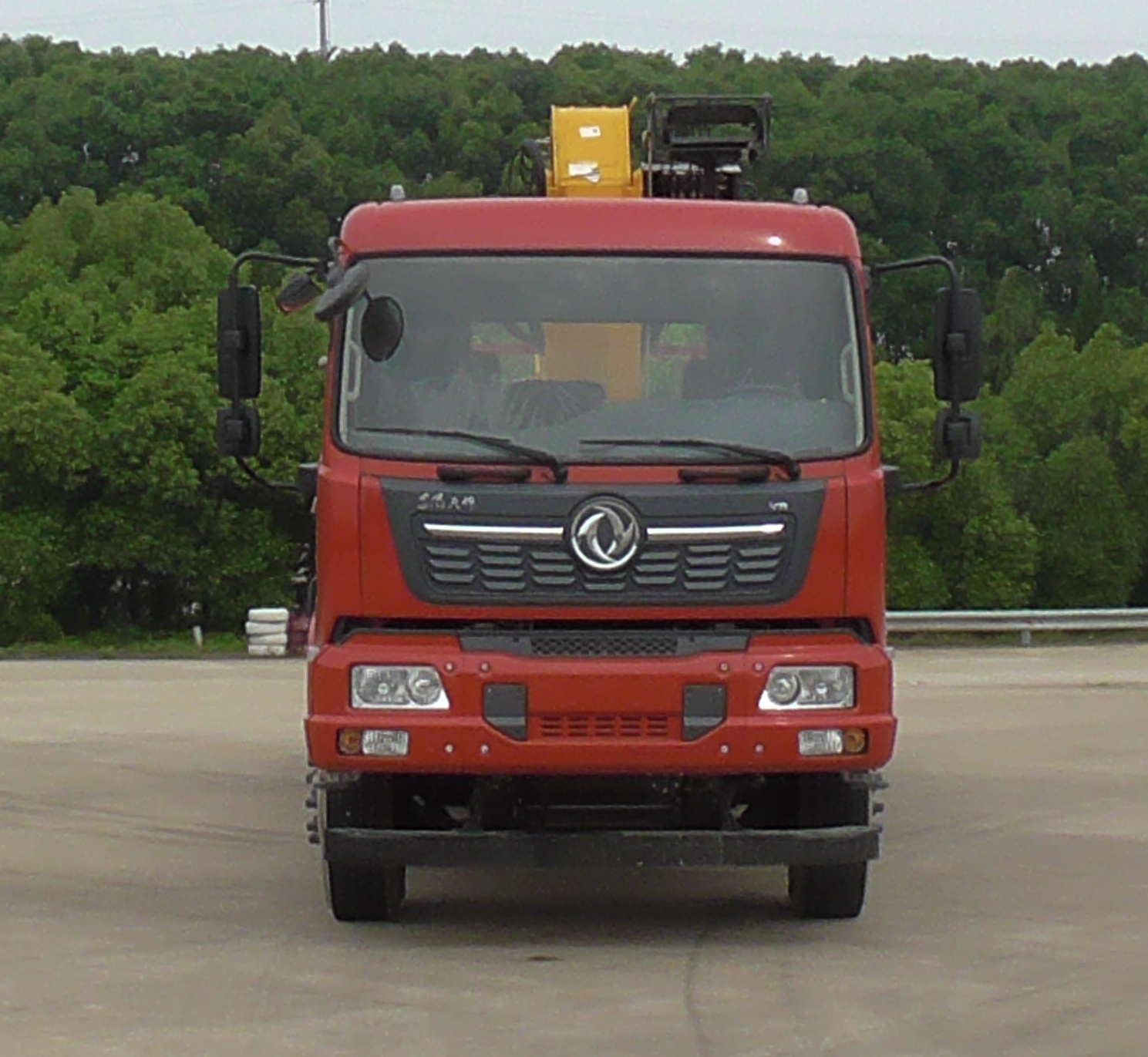 東風(fēng)牌DFH5250JSQBX3型隨車起重運(yùn)輸車 東風(fēng)牌DFH5250JSQBX3型隨車起重運(yùn)輸車