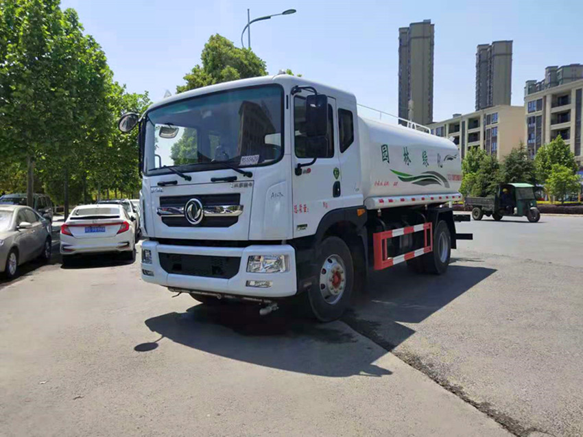 灑水車生產(chǎn)廠家優(yōu)質(zhì)貨源_商品批發(fā)價(jià)格-湖北盈通灑水車廠家直銷 灑水車生產(chǎn)廠家優(yōu)質(zhì)貨源_商品批發(fā)價(jià)格-湖北盈通灑水車廠家直銷