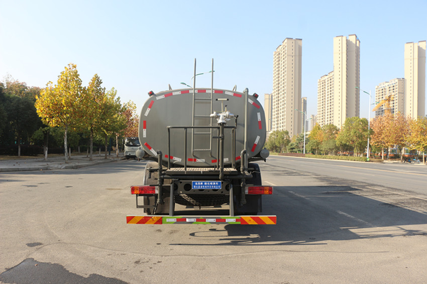 解放 14.3 方灑水車產品介紹 解放 14.3 方灑水車產品介紹