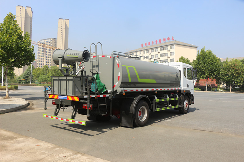 東風(fēng)D9灑水車-東風(fēng)盈通15噸灑水車-湖北盈通灑水車生產(chǎn)制造廠家 東風(fēng)D9灑水車-東風(fēng)盈通15噸灑水車-湖北盈通灑水車生產(chǎn)制造廠家