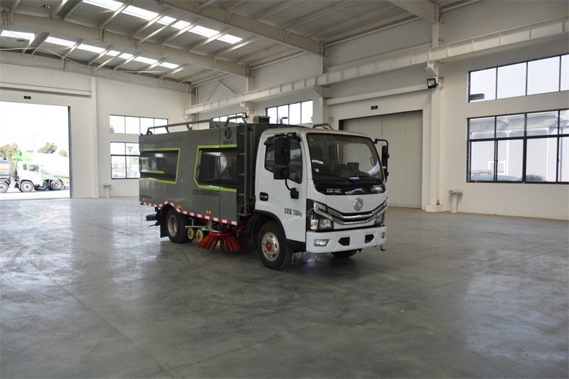 東風(fēng)多利卡環(huán)衛(wèi)清掃灑水車-東風(fēng)多利卡環(huán)衛(wèi)洗掃車-湖北盈通 東風(fēng)多利卡環(huán)衛(wèi)清掃灑水車-東風(fēng)多利卡環(huán)衛(wèi)洗掃車-湖北盈通