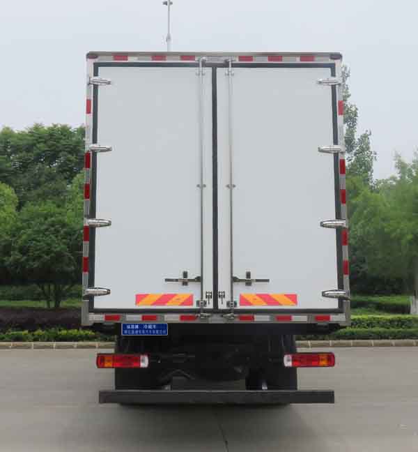 縱昂牌CLT5181XLCBJ6型冷藏車 縱昂牌CLT5181XLCBJ6型冷藏車