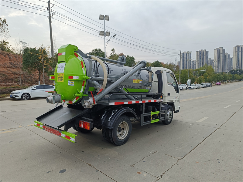 縱昂牌CLT5040GXWBJ6型吸污車-福田2方吸污車-福田小型藍牌吸污車 縱昂牌CLT5040GXWBJ6型吸污車-福田2方吸污車-福田小型藍牌吸污車