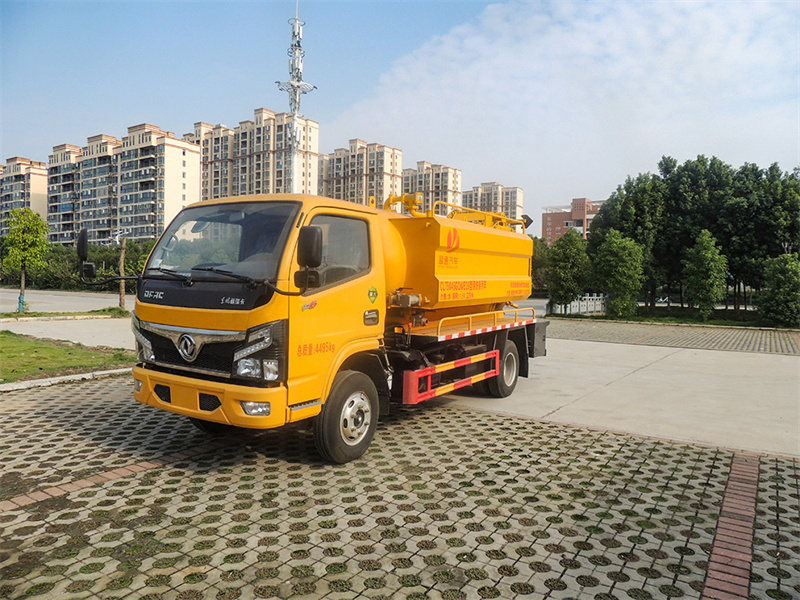 東風福瑞卡6方清洗吸污車-東風6方清洗吸污車 東風福瑞卡6方清洗吸污車-東風6方清洗吸污車