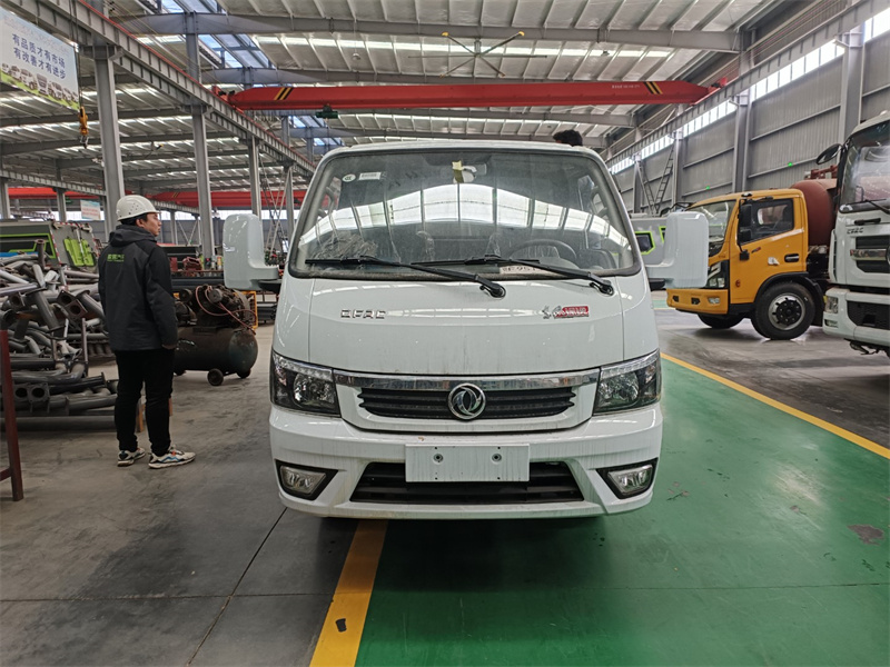 東風藍牌小型清洗吸污車-東風3方清洗吸污車 東風藍牌小型清洗吸污車-東風3方清洗吸污車