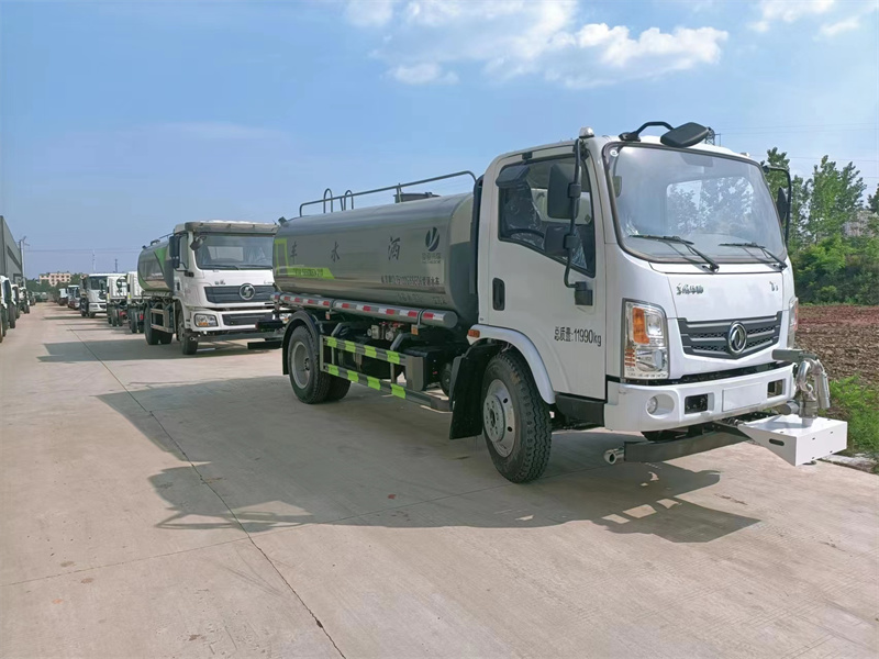 東風(fēng)華神8噸,10噸灑水車 東風(fēng)華神8噸,10噸灑水車