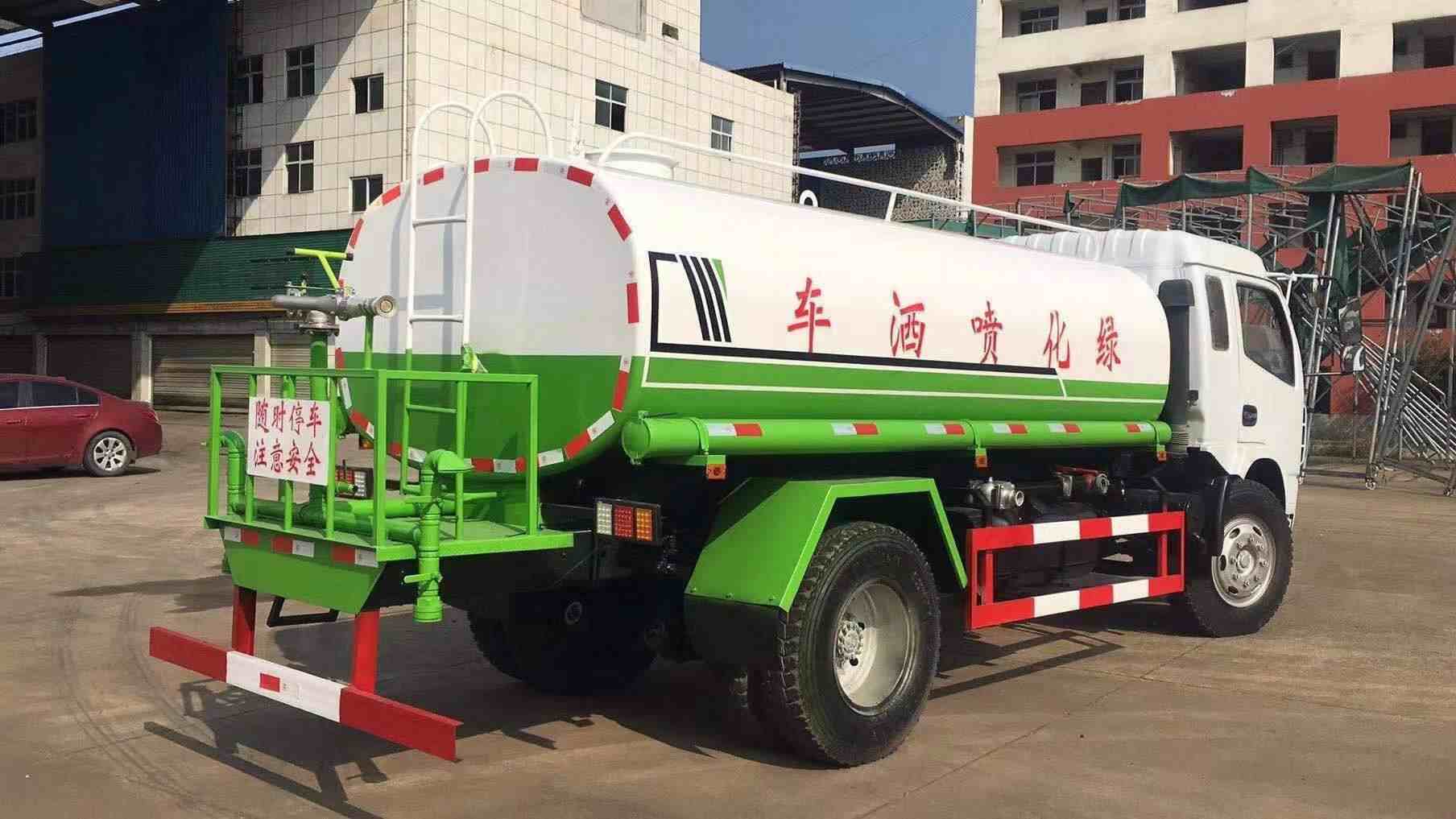 東風(fēng)全系灑水車的配置詳情和參考價(jià)格