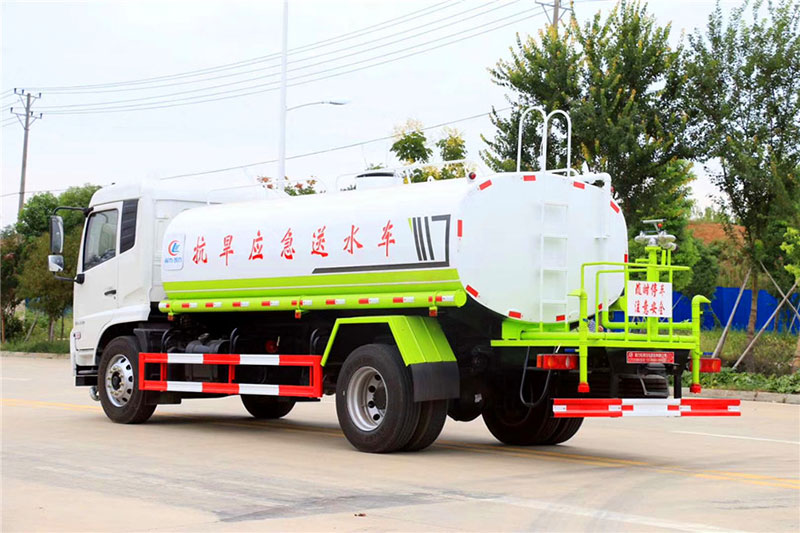 東風(fēng)天錦12噸灑水車(chē)